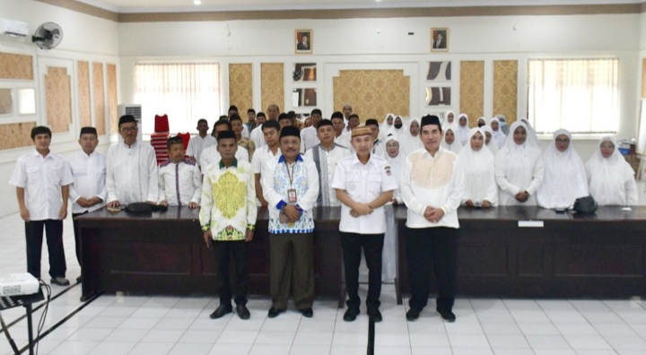 Bupati Saipul Mbuinga Buka Kegiatan Bimbingan Manasik Haji Tahun 2025  Kabupaten Pohuwato