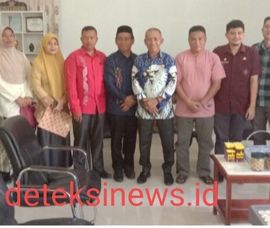 Wabup Iwan Adam Cairkan Hati Ahli Waris Tanah Puskesmas Lemito dan Alfamart 
