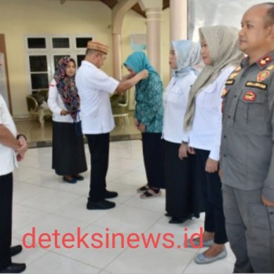 Bupati Pohuwato Saipul Mbuinga Resmi Melepas Tim Penilai Lomba Desa Dan Kelurahan  Tahun 2025