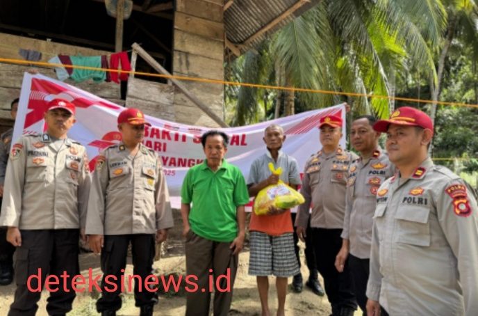 Peringati Hari Bhayangkara, SPN Polda Gorontalo Tebar Bakti Sosial di Kecamatan Tabongo