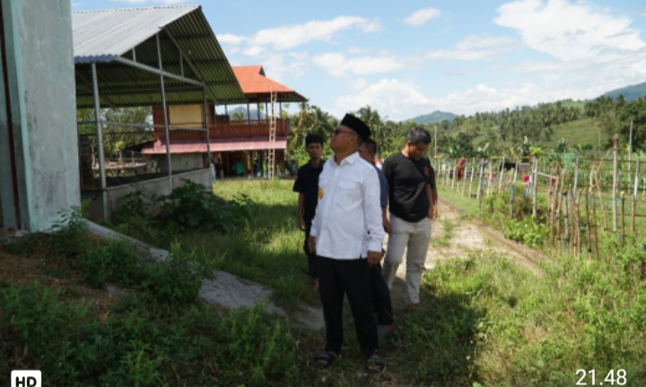 Bupati Thariq Modanggu Canangkan Program “Satu Pegawai Satu Ekor Kambing