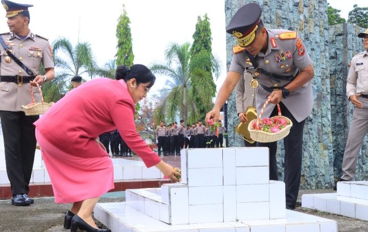 Mengenang Para Pahlawan, Polda Gorontalo Laksanakan Ziarah
