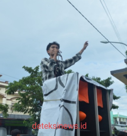 Kejati Geledah Rumah Mantan Wali Kota Marten Taha, Aktivis: Usut Tuntas dan Jangan Takut Tekanan.