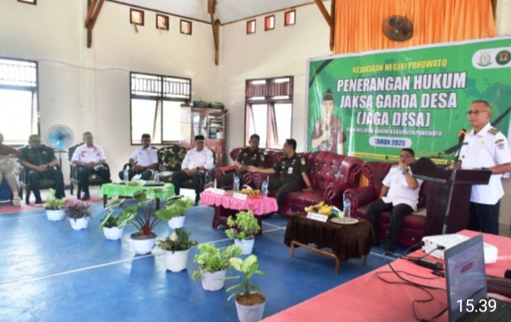 Wabup Iwan Adam Buka Kegiatan Penerangan Hukum’ Jaga Desa