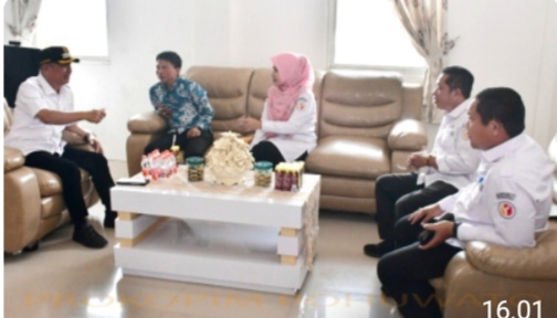 Mohon Dukungan Fasilitas Pemerintah, Bawaslu Pohuwato Temui Bupati Saipul Mbuinga