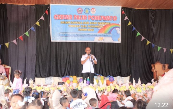 Wabup Iwan Adam Buka Kegiatan Gebyar PAUD Di Hari Anak Nasional Ke – 41 Tahun 2025