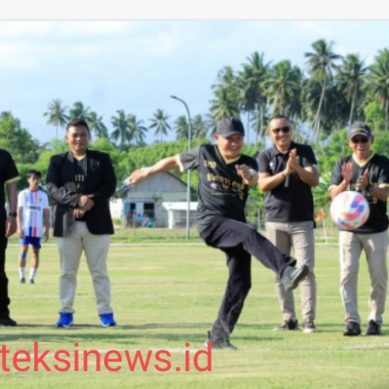 Bupati Pohuwato Saipul A. Mbuinga Tunjukkan Aksi di Lapangan Saat Pembukaan Bupati Cup 2025