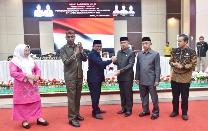 Bupati Saipul Mbuinga Hadiri Rapat Paripurna DPRD Pohuwato Ke – 52