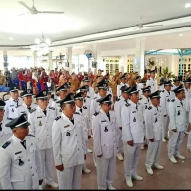 Bupati Lahat Bursah Zarnubi Kukuhkan Perpanjangan Masa Jabatan 39 Kades