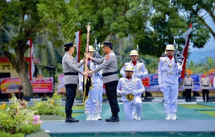 Upacara Welcome And Farewell Parade Tandai Pergantian Kapolda Gorontalo