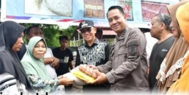 Peringati Hari Lahir Kejaksaan, Kejari Pohuwato Gelar Pasar Murah