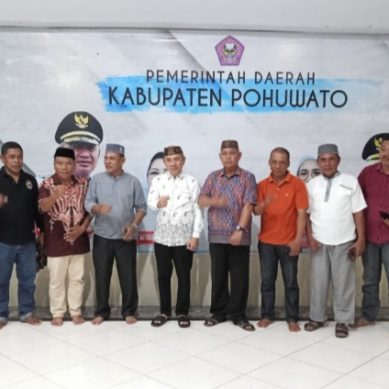 Bupati Pohuwato Saipul Mbuinga Seriusi Keluhan Petani Duhiadaa Buntulia