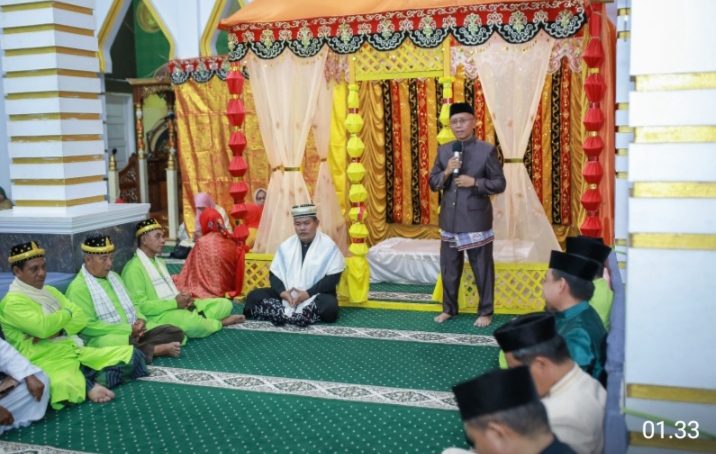 Wabup Pohuwato Hadiri Peringatan Maulid Nabi Muhammad SAW 1447 H di Masjid Nur Hayat, Desa Buntulia Utara