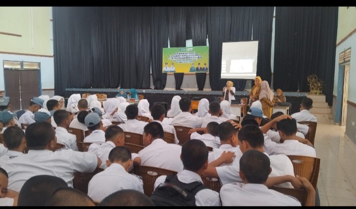 Dinkes Lahat Lakukan Sosialisasi Bahaya Narkoba Ke Siswa- Siswi