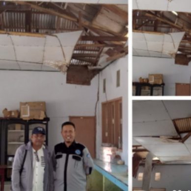 Atap Bocor, Plafon Retak: Laboratorium SMA 1 Biluhu Menunggu Roboh