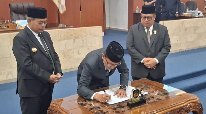 Berikut Hasil Rapat Paripurna DPRD Lahat Dalam Rangka Pembahasan Perubahan APBD Tahun 2025