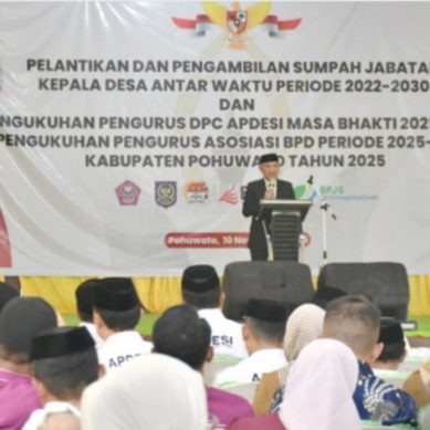 Bupati Pohuwato Saipul Mbuinga Lantik 3 Kades PAW