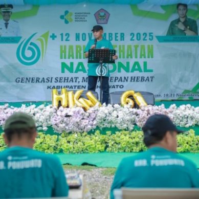 Peringati HKN Ke 61, Wabup Iwan Adam Lepas Jalan Sehat