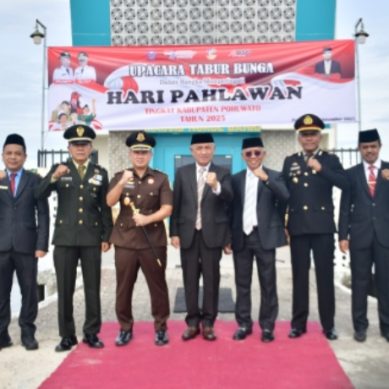 Upacara Tabur Bunga, Bupati Pohuwato Inspektur Upacara