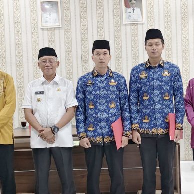 Wabup Pohuwato Kukuhkan 2 ASN Formasi STTD Dinas Perhubungan