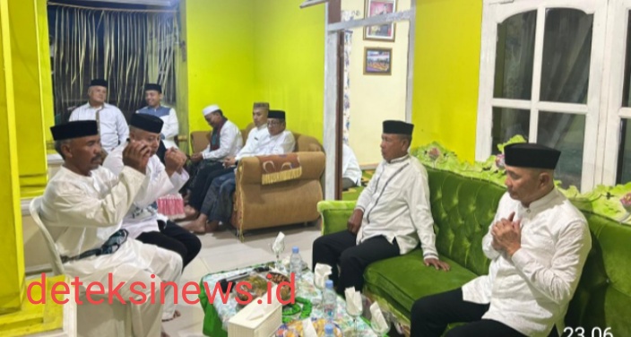 Bupati Pohuwato Saipul Mbuinga Hadiri Doa Hari Ketujuh Almarhum Umar Dj. Biki