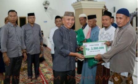 Safari Ramadhan Di Randangan Taluditi, Wabup Singgung Target Cetak Sawah Baru