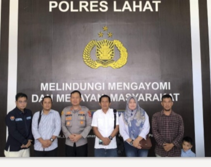 Silaturahmi, Ketua PWI Terpilih Di Sambut Kapolres Lahat