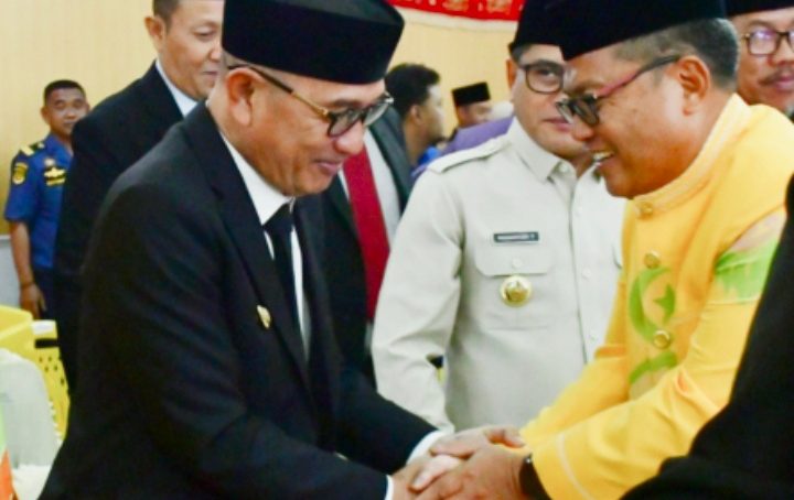 Bupati Pohuwato Hadiri Paripurna HUT Kabupaten Gorut Ke – 19