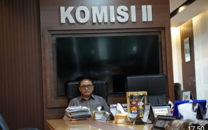 Wajib Gunakan Plat Nomor Daerah, Komisi II Deprov Gorontalo Ingatkan Investor Dan BUMN