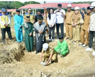 Peletakan Batu Pertama, Tanda Pembangunan Kantor Bupati Pohuwato Resmi Dikerjakan