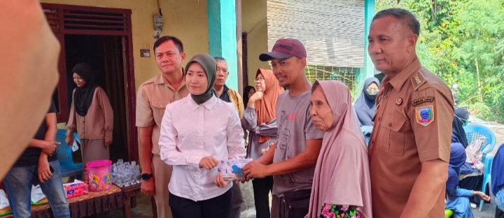 Kunjungi Korban Kebakaran Wabup Lahat Minta Warga Cek Instalasi Listrik
