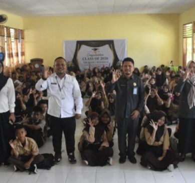 Pengadilan Agama Suwawa Bersama KemenHAM Gorontalo Edukasi Ratusan Siswa SMPN 1 Botupingge Tolak Nikah Dini