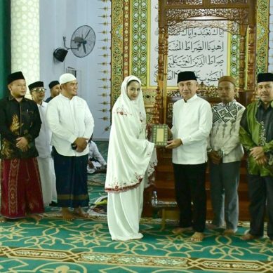 Bupati Saipul Saksikan Ikrar Syahadat Jessica Fauziyah di Pohuwato
