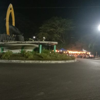 Terang, Bundaran Blok Plan Dan Lapak Titik Nol Ramai Pengunjung