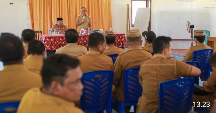 Perkuat Sinergi dan Pelayanan Publik, Wabup Pohuwato Iwan Adam Bina Aparatur Kecamatan dan Desa