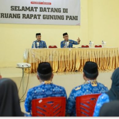 Wabup Pohuwato Iwan Adam  Pimpin Rakor Evaluasi Kinerja