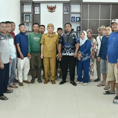 Puluhan Penambang Nanasi Mengadu ke Bupati, Keluhkan Pembongkaran Talang dan Tali Asih