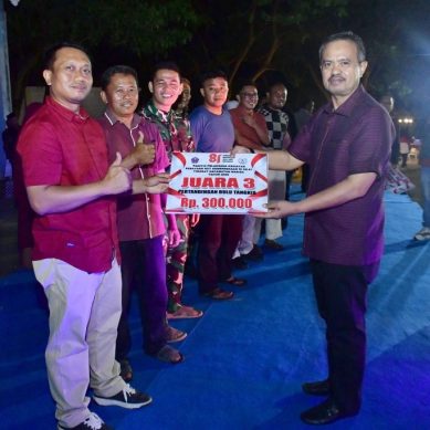 Sekda Apresiasi Kecamatan Marisa Sukses Meriahkan HUT ke-81 Kemerdekaan RI