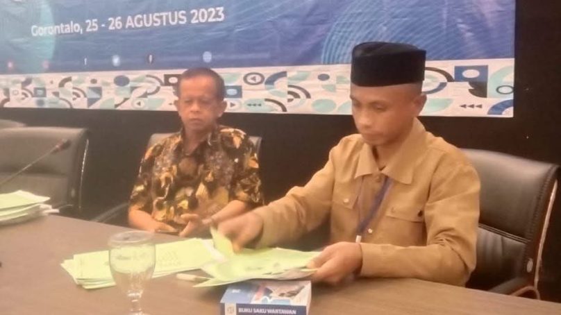 Fokus Jalani Profesi Jurnalis, Santo Ali Nyatakan Mundur dari  PDIP*