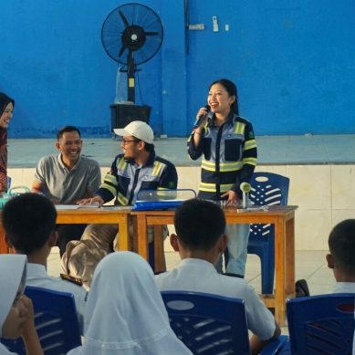 Peduli Dunia Pendidikan, Priamanaya Group Salurkan Beasiswa Berprestasi di Ring Satu Perusahaan
