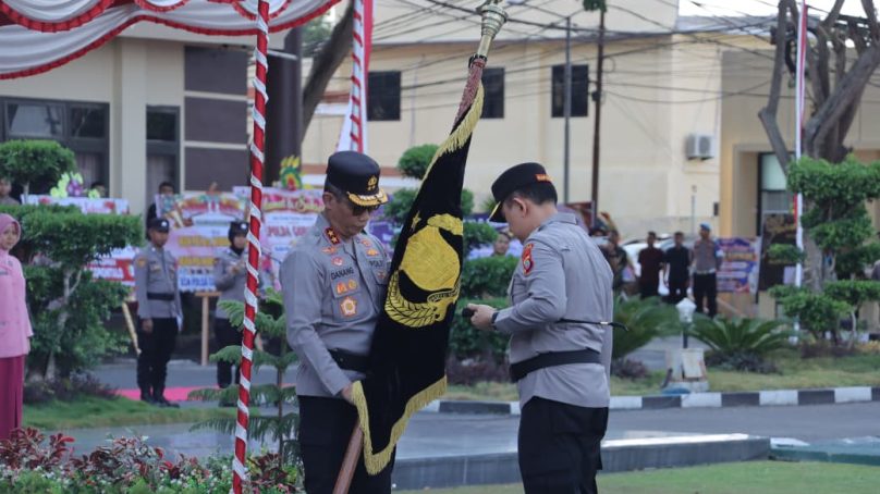 Welcome and Farewell Parade, Irjen Pol Nurworo Danang Terima Pataka Polda Gorontalo
