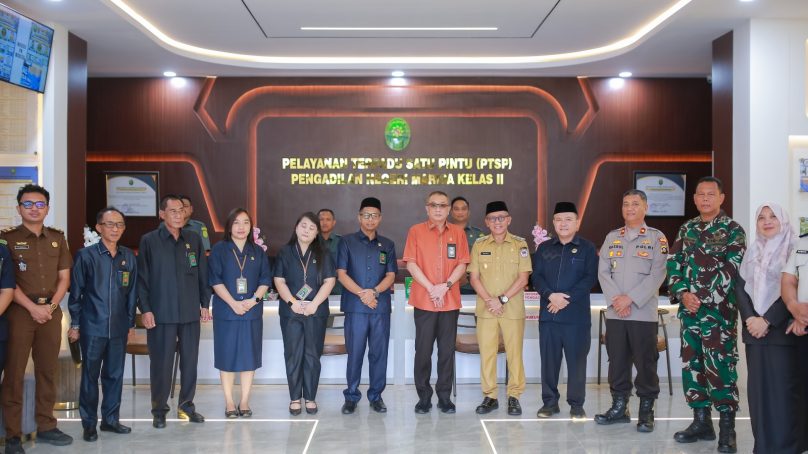 Wabup Iwan Adam Hadiri Peresmian PTSP Pengadilan Negeri Marisa