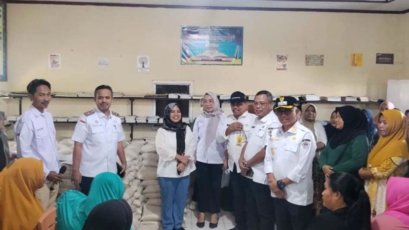 Pemkab Pohuwato Salurkan Beras CPP bagi Warga Terdampak Kekeringan