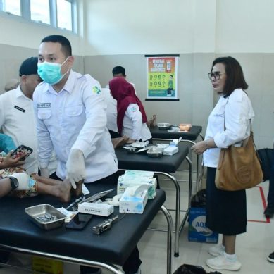 Khitanan Massal Warnai Gerbang Pohuwato SIAAP