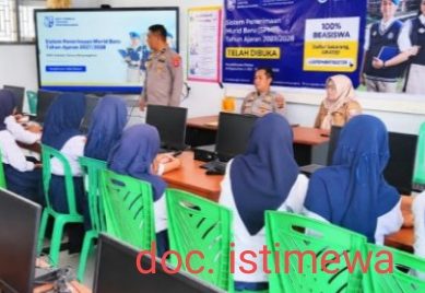 Sosialisasikan SPMB SMA Kemala Taruna Bhayangkara TA 2027/2028, Polres Pohuwato Sambangi SMP Negeri 3 Duhiadaa