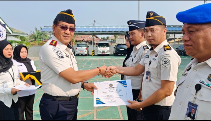 Dua Pegawai Lapas Gorontalo Naik Pangkat, Kinerja dan Integritas Jadi Penekanan